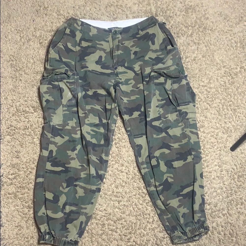 Army fatigue joggers with adjustable waist